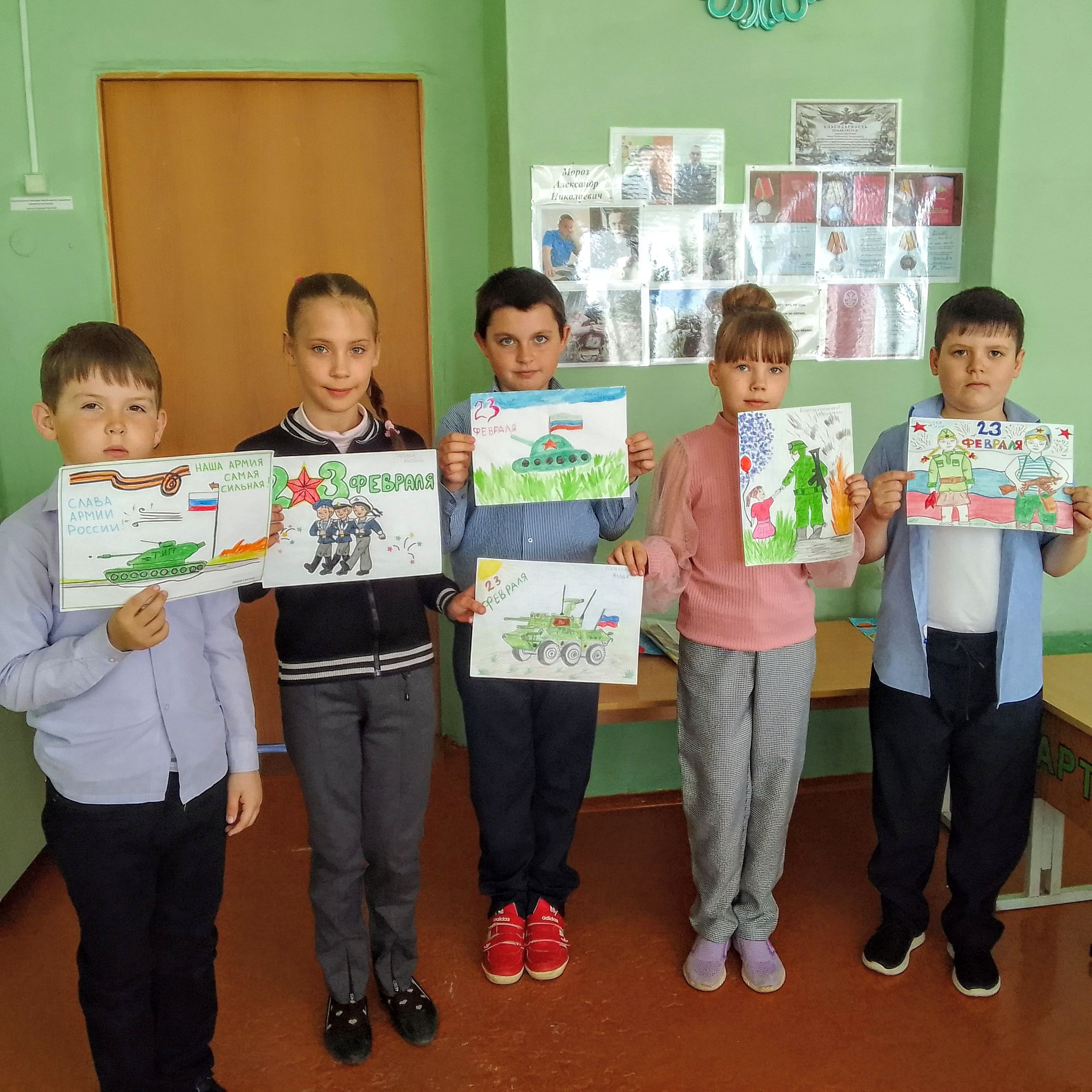 Конкурс детского рисунка «Защитники отечества».